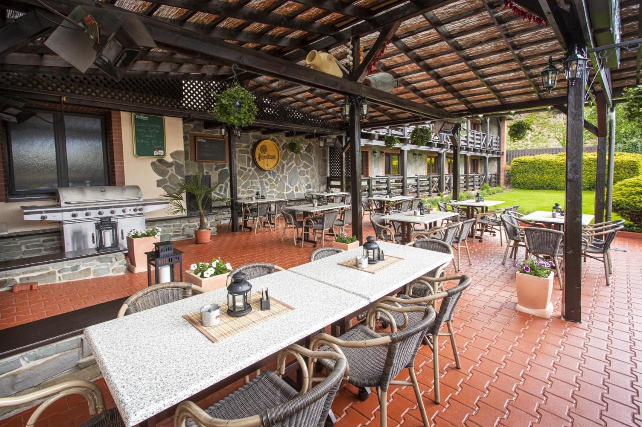 Hotel El Greco Rožnov pod Radhoštěm Dış mekan fotoğraf