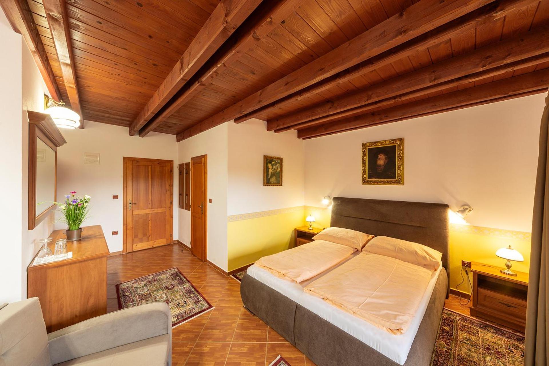 Hotel El Greco Rožnov pod Radhoštěm Dış mekan fotoğraf