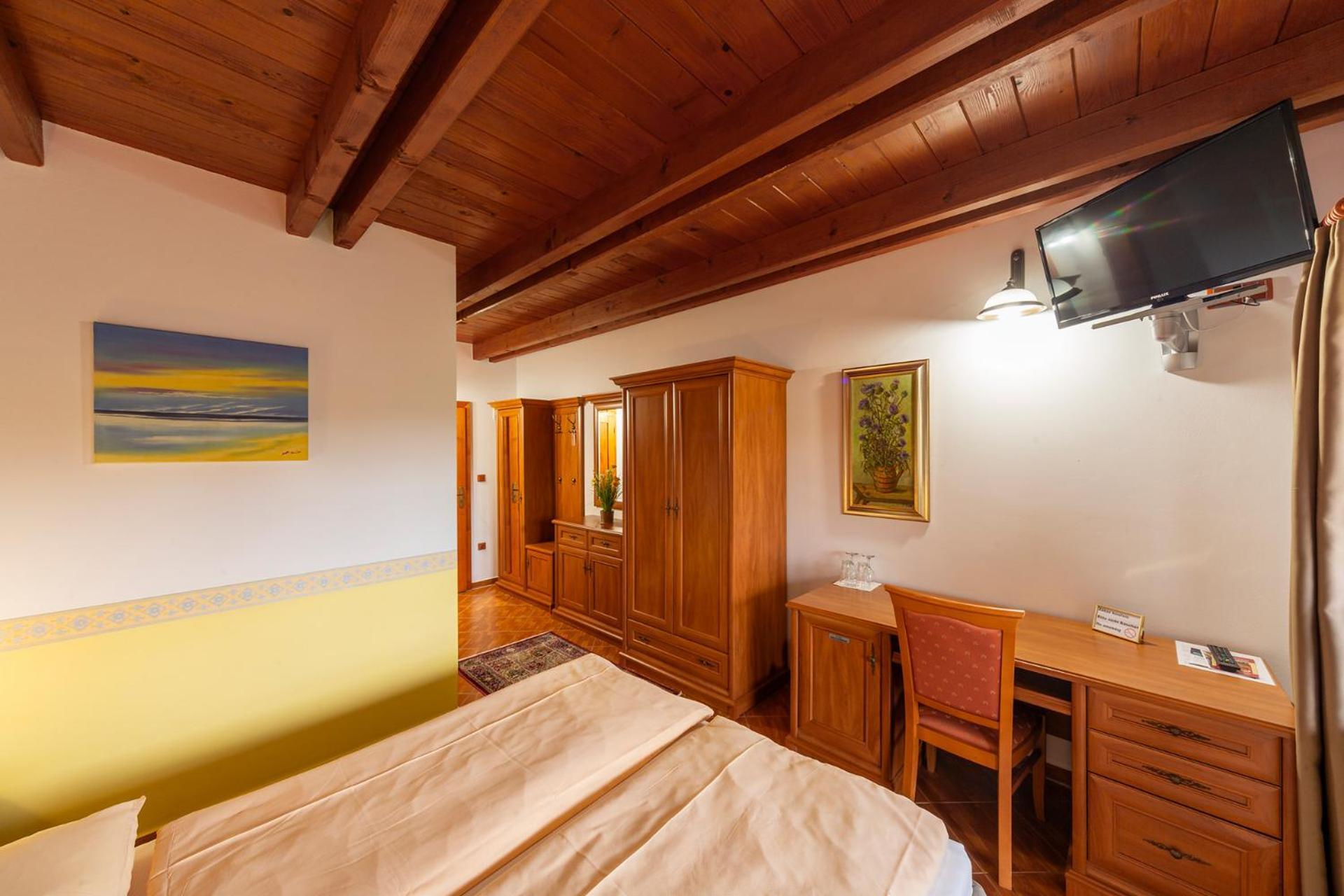 Hotel El Greco Rožnov pod Radhoštěm Dış mekan fotoğraf